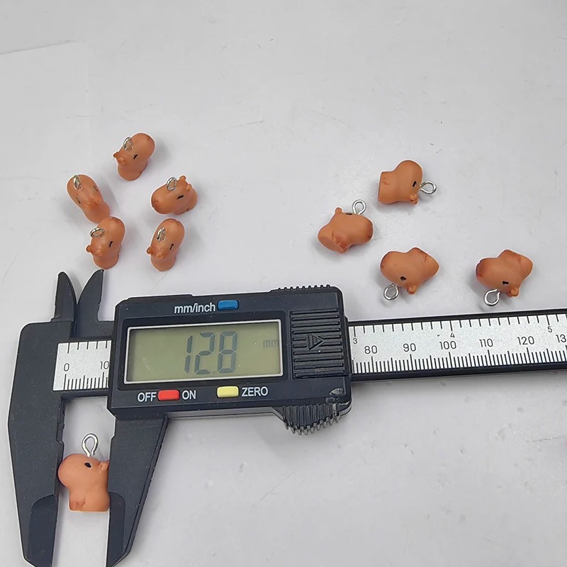 จี้คาปิบาร่าน่ารักขนาดเล็ก 10  - Resin Crafts Diy บทวิจารณ์และราคา